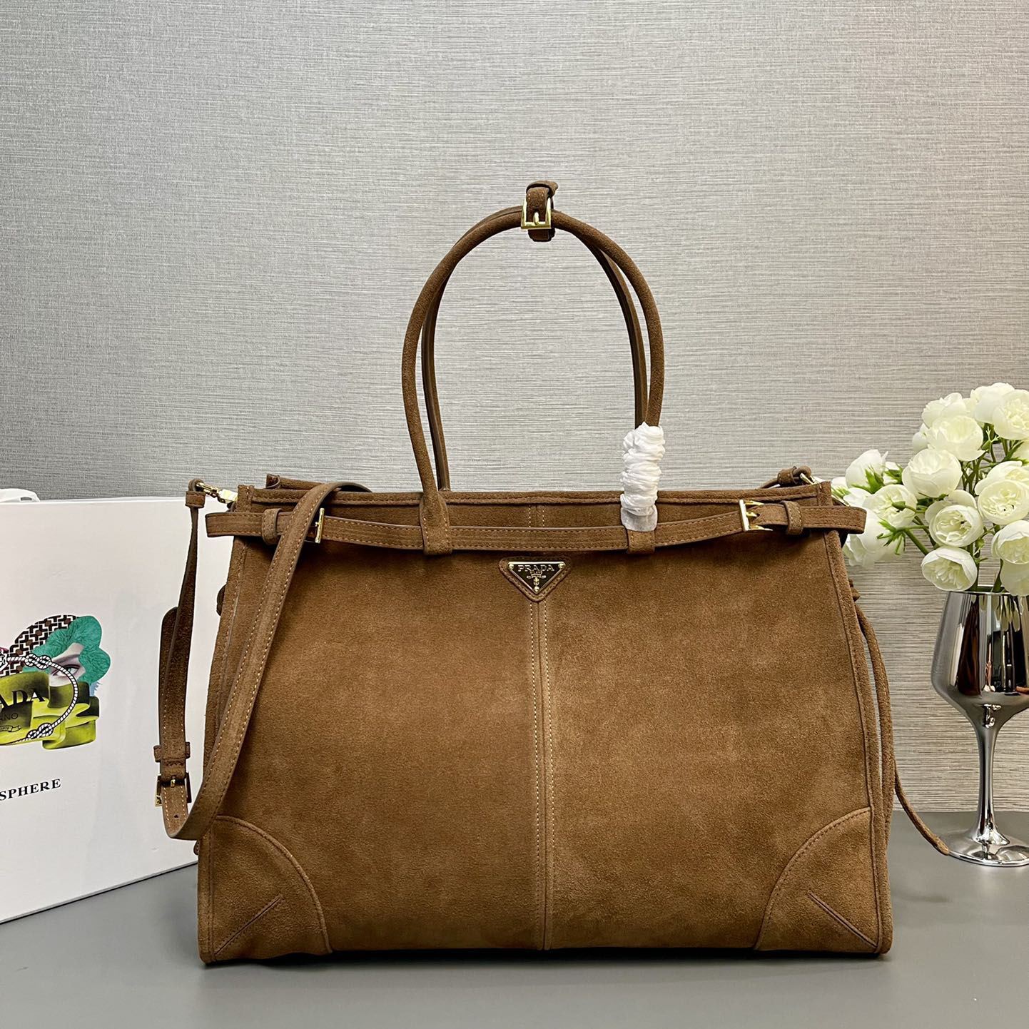 Pra*a top handle bags